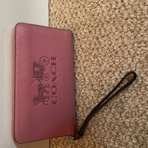 COACH wallet (NEW)